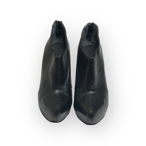 Luxe: Studio NK ꥟ Zip Back Platform Stiletto Heel Ankle Booties ꥟ Black Leather - Picture 8 of 16